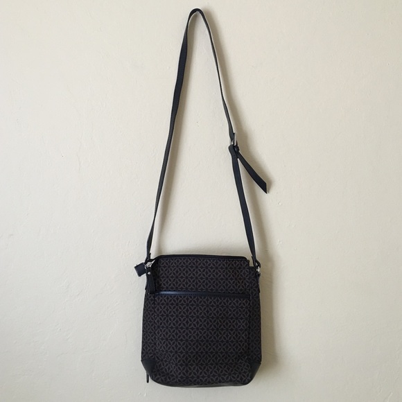 Relic Canvas Crossbody Bag - Picture 4 of 4