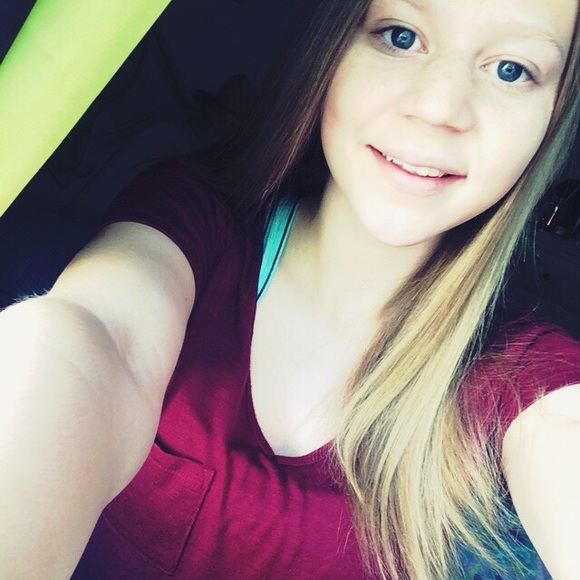 Meet your Posher, Brenna