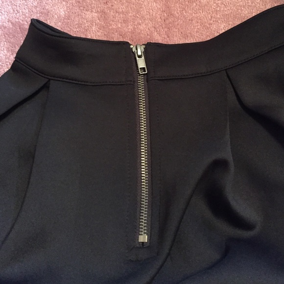 💥donating💥Bethany mota skater skirt - Picture 2 of 3