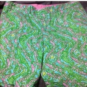 Lilly chomp chomp avenue shorts