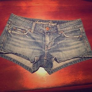 Size 2 AEO shortie jean shorts