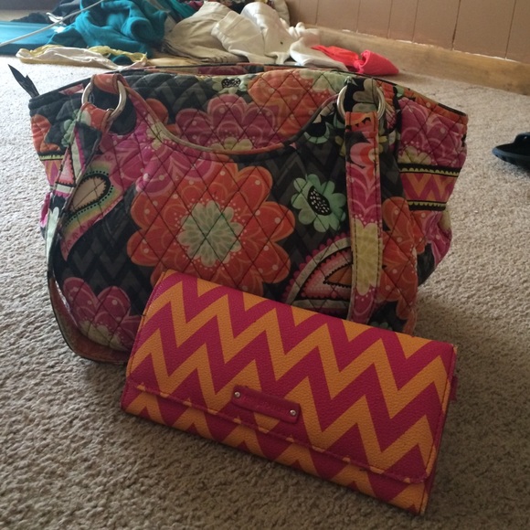 Vera Bradley purse and wallet - Picture 1 of 2