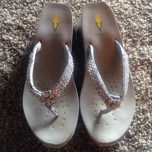 Volatile snakeskin bling wedge flip flops 9