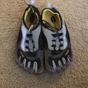 Vibram shoes