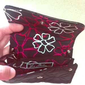 Vera Bradley plaza card and key nylon