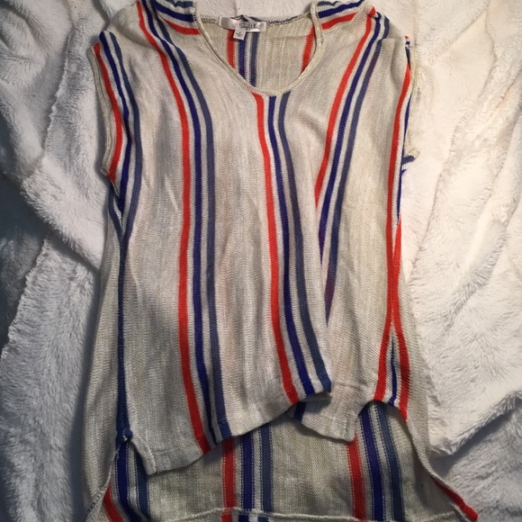 Cable knit shirt with hood