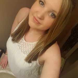 Meet your Posher, Brittney