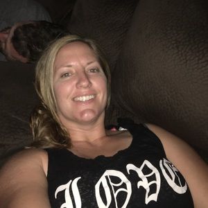 Meet your Posher, Becky