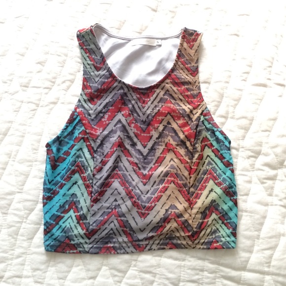 Crop top