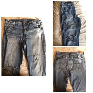 AEO Light Wash Distressed Hi-Rise Skinny Jeans