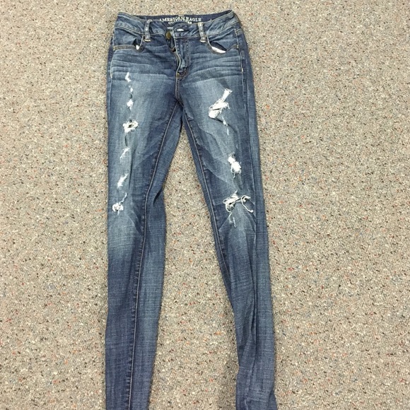 American eagle high rise destroyed jeggings