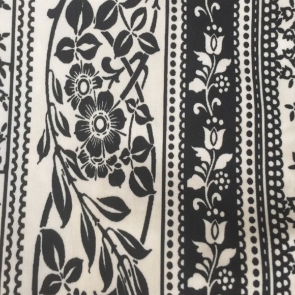 Gypsan ethical Kendall Jenner bell bottoms - Picture 2 of 4