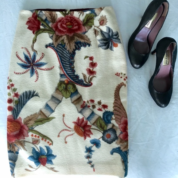 Carolina Herrera Pencil Skirt