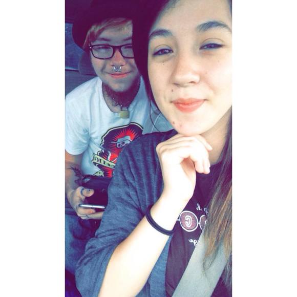 Meet your Posher, Destony