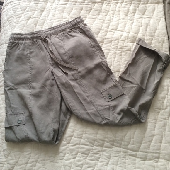 Drawstring cargo pants, moss green