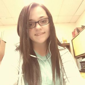 Meet your Posher, Shania