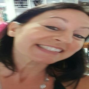 Meet your Posher, Marianna