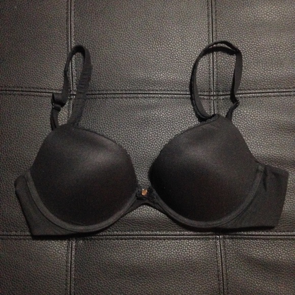 VS Body by Victoria Push Up Bra 32D