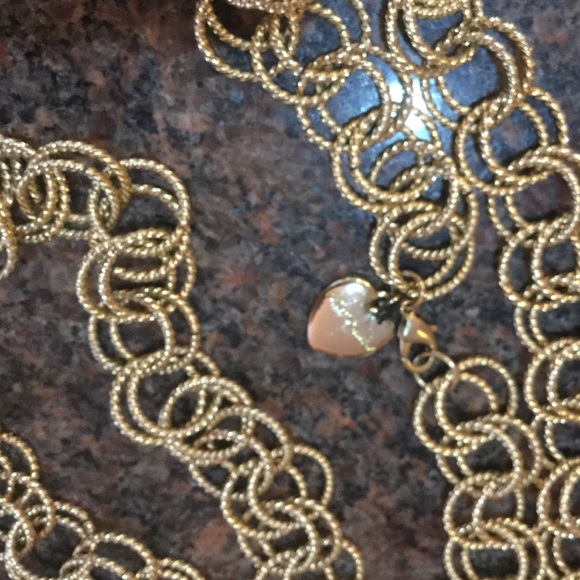 Betsey Johnson Gold Link Necklace - Picture 3 of 3