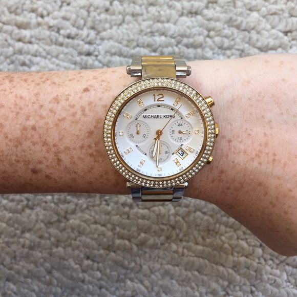 Michael Kors Watch - Picture 3 of 4
