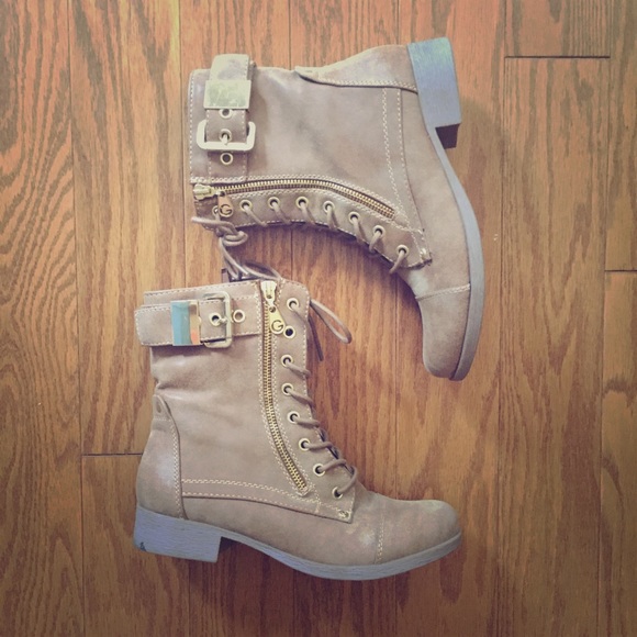guess tan boots