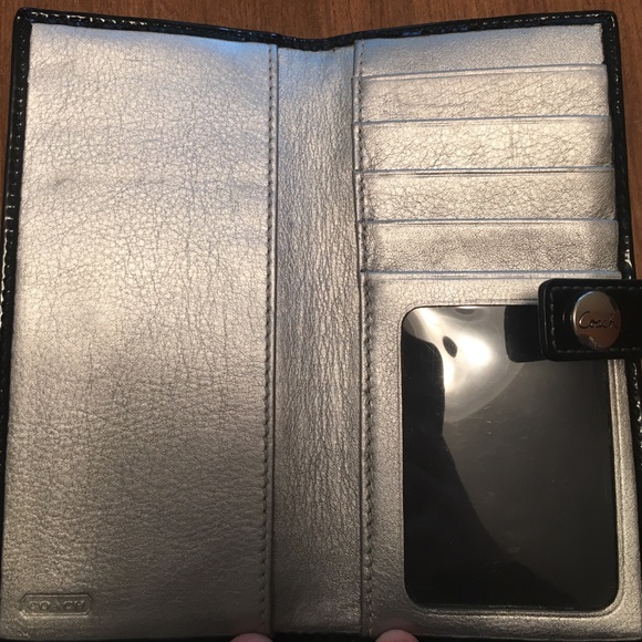 Black Coach mini billfold - Picture 2 of 3