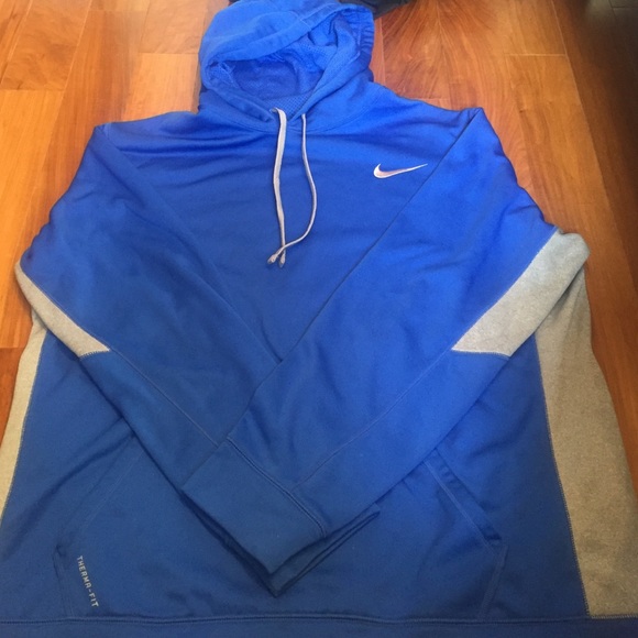 Nike Pullover Hoodie