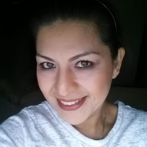 Meet your Posher, Beatriz