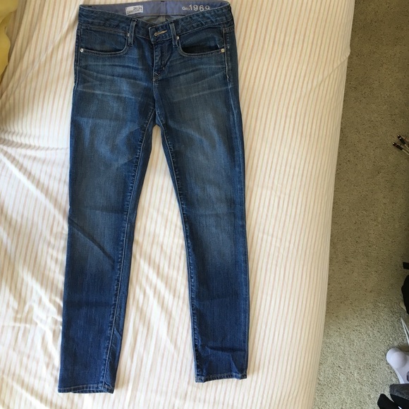 🚫SOLD🚫 GAP Skinny Jeans