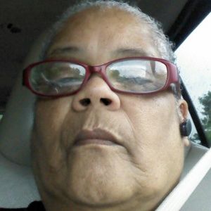 Meet your Posher, Brenda