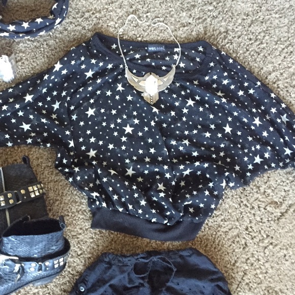 Wet Seal Boho Gypsy Star Blouse Top - Picture 2 of 3