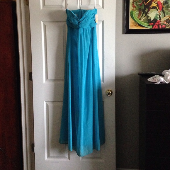 David's Bridal f14867 in Malibu