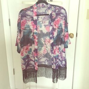 Floral kimono with black fringe