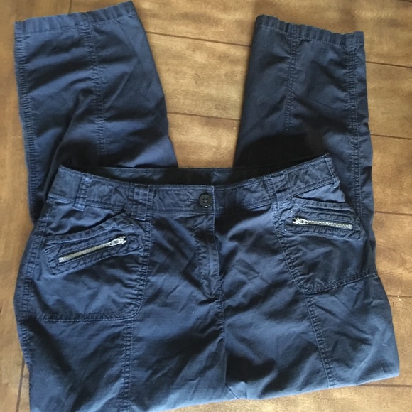 ✨ SALE ✨ Chico Capris black, sz 1.5