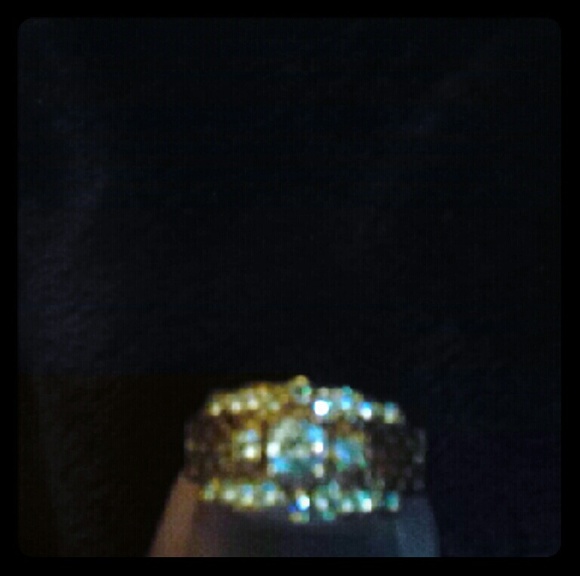 High quality costume jewelery.