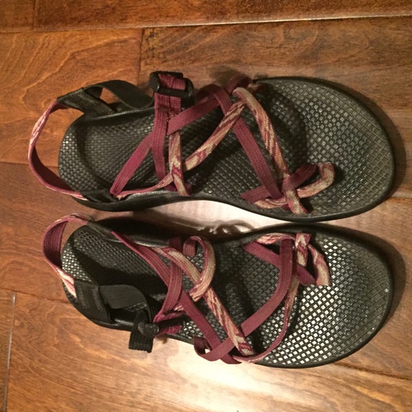Chacos Size 9