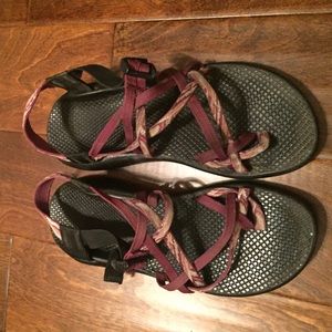 Chacos Size 9