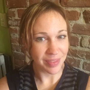 Meet your Posher, Carrie