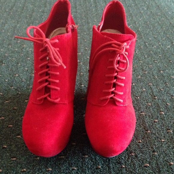Red Booties - Picture 2 of 4