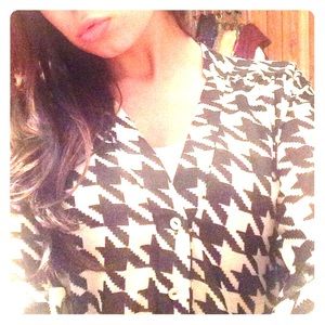 Houndstooth long-sleeve blouse