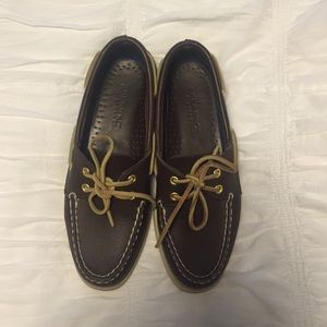 brown sperrys