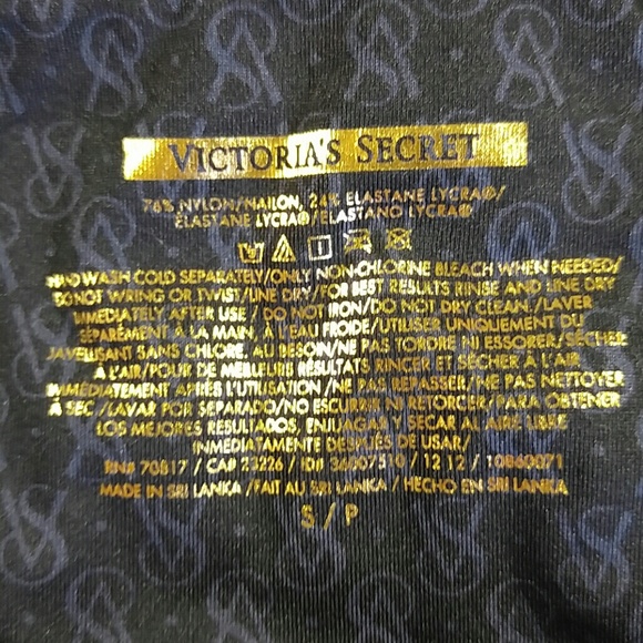 Victoria's Secret Bikini - Picture 3 of 3