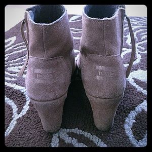 Toms Desert Wedge Boots