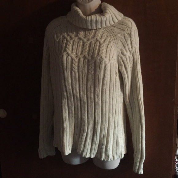 Cream colored pullover sweater