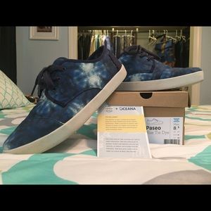 Special Edition Toms