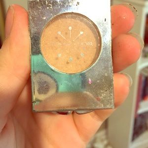 Tony and Tina eyeshadow