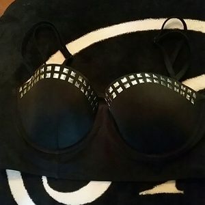 TODAY ONLY!! VS PINK swim top PRICE FIRM!