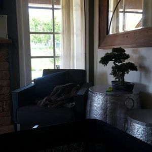 Meet your Posher, Aeoli