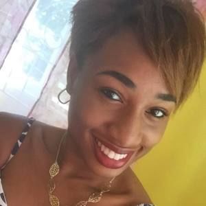 Meet your Posher, Brittney