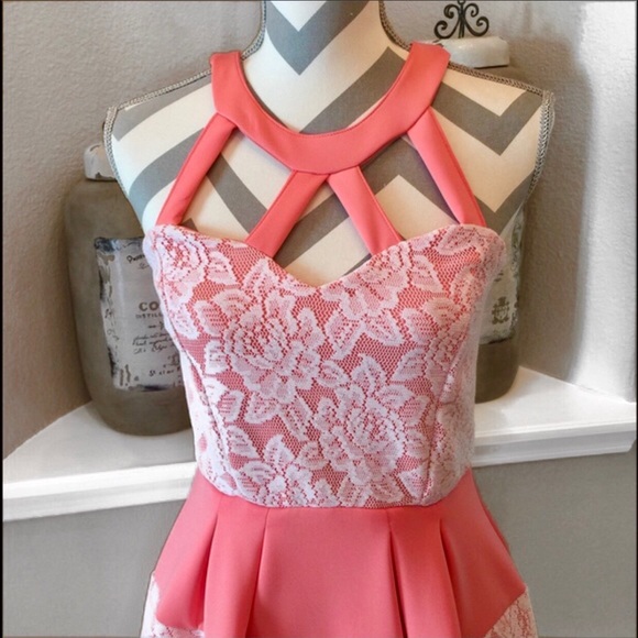 🍄HP🍄 Peach & Lace Skater Dress - Picture 2 of 4